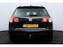 Volkswagen Passat Variant 1.4 TSI Comfortline BlueMotion/ Automaat!/ Trekhaak/ Navi/ Clima/ Cruise/ Elek. pakket/ Isofix/ Bluetooth/ Armsteun/ Multi. LEDER. Stuur/ Mistl./ PDC V+A/ Chroom/ Dakrails.