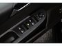 Volkswagen Passat Variant 1.4 TSI Comfortline BlueMotion/ Automaat!/ Trekhaak/ Navi/ Clima/ Cruise/ Elek. pakket/ Isofix/ Bluetooth/ Armsteun/ Multi. LEDER. Stuur/ Mistl./ PDC V+A/ Chroom/ Dakrails.
