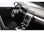 Volkswagen Passat Variant 1.4 TSI Comfortline BlueMotion/ Automaat!/ Trekhaak/ Navi/ Clima/ Cruise/ Elek. pakket/ Isofix/ Bluetooth/ Armsteun/ Multi. LEDER. Stuur/ Mistl./ PDC V+A/ Chroom/ Dakrails.