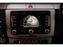 Volkswagen Passat Variant 1.4 TSI Comfortline BlueMotion/ Automaat!/ Trekhaak/ Navi/ Clima/ Cruise/ Elek. pakket/ Isofix/ Bluetooth/ Armsteun/ Multi. LEDER. Stuur/ Mistl./ PDC V+A/ Chroom/ Dakrails.