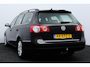 Volkswagen Passat Variant 1.4 TSI Comfortline BlueMotion/ Automaat!/ Trekhaak/ Navi/ Clima/ Cruise/ Elek. pakket/ Isofix/ Bluetooth/ Armsteun/ Multi. LEDER. Stuur/ Mistl./ PDC V+A/ Chroom/ Dakrails.