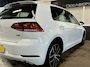 Volkswagen Golf 1.0 TSI Highline Business R + STOELVERWARMING / MASSAGE + PANO