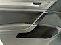 Volkswagen Golf 1.0 TSI Highline Business R + STOELVERWARMING / MASSAGE + PANO