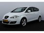 SEAT Altea XL 1.2 TSI Ecomotive Businessline COPA/ KETTING VERV!/ Trekhaak/ 17'' LMV/ DAB+/ Navi/ Clima/ Cruise/ Elek. pakket/ Isofix/ Bluetooth/ Armsteun/ Multi. LEDER. Stuur/ Mistl./ PDC/ Extra getint glas/ Dakrails.