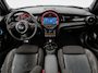 MINI Cooper 5-Deurs 1.5 Business Edition (PANO, JCW, CAMERA, H&K AUDIO, STOELVERWARMING)