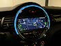 MINI Cooper 5-Deurs 1.5 Business Edition (PANO, JCW, CAMERA, H&K AUDIO, STOELVERWARMING)