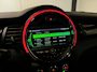 MINI Cooper 5-Deurs 1.5 Business Edition (PANO, JCW, CAMERA, H&K AUDIO, STOELVERWARMING)