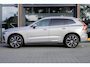 Volvo XC60 2.0 T6 PHEV AWD Long range Inscription Expression|Pano|Trekhaak|Camera|Harmann Kardon|