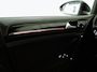 Volkswagen Golf 2.0 TSI GTI Performance "Origineel NL!" Xenon-LED 19"Velgen Parkeersensoren Navigatie Bluetooth Led-mistlampen