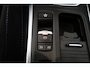Renault Megane 1.2 TCe GT-Line/ 132pk!/ Trekhaak/ Apple + Android/ Panorama-Dak/ BOSE/ Stoelverw./ HUD/ Alcantara/ LED koplampen/ Keyless/ Camera/ Dode-Hoek DET./ Zwarte-Hemel/ Lane-Assist/ Cruise/ Ambient Light.