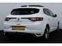 Renault Megane 1.2 TCe GT-Line/ 132pk!/ Trekhaak/ Apple + Android/ Panorama-Dak/ BOSE/ Stoelverw./ HUD/ Alcantara/ LED koplampen/ Keyless/ Camera/ Dode-Hoek DET./ Zwarte-Hemel/ Lane-Assist/ Cruise/ Ambient Light.