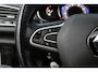 Renault Megane 1.2 TCe GT-Line/ 132pk!/ Trekhaak/ Apple + Android/ Panorama-Dak/ BOSE/ Stoelverw./ HUD/ Alcantara/ LED koplampen/ Keyless/ Camera/ Dode-Hoek DET./ Zwarte-Hemel/ Lane-Assist/ Cruise/ Ambient Light.