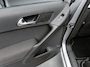 Volkswagen Tiguan 1.4 TSI Sport&Style / Parkeersensoren / Bluetooth / Airco / Navi / Trekhaak