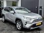 Toyota RAV4 2.5 Hybrid AWD First Edition Trekhaak | Dodehoekdetectie | Parkeersensoren | 360 camera