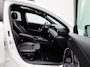 Mercedes-Benz A-klasse 180 Business Solution | Automaat | Apple Carplay / Android Auto | Panoramadak | Stoelverwarming | Achteruitrijcamera |