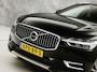 Volvo XC60 2.0 T8 Twin Engine AWD Sport 407Pk Automaat (PANORAMADAK, SOH 86%, ZWART HEMEL, BRUIN LEDER, GROOT NAVI, CAMERA, MEMORY SEATS, STOELVERWARMING, GETINT GLAS, ELEK ACHTERKLEP, NIEUWSTAAT)