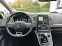 Renault Grand Scenic 1.3 TCe 140 Business Zen Navigatiesysteem | Camera achter | Parkeersensoren voor + achter | Dealer onderhouden! | Apple Carplay/Android Auto | Ruime gezinsauto!! | Lage kilometerstand |