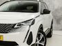 Peugeot 3008 1.2 PureTech GT-Line Automaat (APPLE CARPLAY, GROOT NAVI, 360 CAMERA, LEDER, STOELVERWARMING, ADAPTIVE CRUISE, SPORTSTOELEN, GETINT GLAS, TREKHAAK, NIEUWSTAAT)