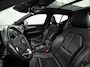 Volvo XC40 1.5 T4 Recharge R-Design 211Pk Automaat (PANORAMADAK, ZWART HEMEL, MEMORY SEAT, APPLE CARPLAY, CAMERA, SPORTSTOELEN, LEDER, ELEK ACHTERKLEP, NIEUWSTAAT)