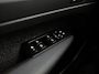 Volvo XC40 1.5 T4 Recharge R-Design 211Pk Automaat (PANORAMADAK, ZWART HEMEL, MEMORY SEAT, APPLE CARPLAY, CAMERA, SPORTSTOELEN, LEDER, ELEK ACHTERKLEP, NIEUWSTAAT)