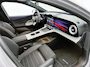 Mercedes-Benz C-klasse 400 4MATIC Launch Edition 94 kWh | Nightpakket | Rijassistentiepakket Plus | Sportstoelen pakket | Trekhaak | Vast panoramadak | URBAN GUARD | AMG-velgen (20 inch) 10 dubbelspaaks |