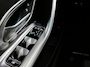 Mercedes-Benz C-klasse 400 4MATIC Launch Edition 94 kWh | Nightpakket | Rijassistentiepakket Plus | Sportstoelen pakket | Trekhaak | Vast panoramadak | URBAN GUARD | AMG-velgen (20 inch) 10 dubbelspaaks |