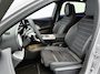 Mercedes-Benz C-klasse 400 4MATIC Launch Edition 94 kWh | Nightpakket | Rijassistentiepakket Plus | Sportstoelen pakket | Trekhaak | Vast panoramadak | URBAN GUARD | AMG-velgen (20 inch) 10 dubbelspaaks |