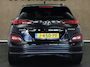 Hyundai Kona Electric EV Fashion 64 kWh - SOH 100%!!! UNIEK - ORIGINEEL NEDERLANDSE AUTO - NAVIGATIE - DODEHOEK DETECTIE - CLIMATE CONTROL - CAMERA - PARKEERSENSOREN ACHTER - VOORSTOELEN VERWARMD - HEAD UP DISPLAY - APPLE CARPLAY/ ANDROID AUTO - KEYLESS ENTRY/ START