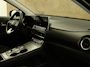 Hyundai Kona Electric EV Fashion 64 kWh - SOH 100%!!! UNIEK - ORIGINEEL NEDERLANDSE AUTO - NAVIGATIE - DODEHOEK DETECTIE - CLIMATE CONTROL - CAMERA - PARKEERSENSOREN ACHTER - VOORSTOELEN VERWARMD - HEAD UP DISPLAY - APPLE CARPLAY/ ANDROID AUTO - KEYLESS ENTRY/ START