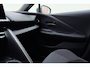 Toyota C-HR / C-HR+ 1.8 Hybrid 140 Dynamic Automaat | Weinig kilometers | Fabrieksgarantie | Trekhaak | Climate control | Keyless | Navigatie | 18" Lichtmetalen velgen