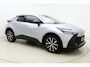 Toyota C-HR / C-HR+ 1.8 Hybrid 140 Dynamic Automaat | Weinig kilometers | Fabrieksgarantie | Trekhaak | Climate control | Keyless | Navigatie | 18" Lichtmetalen velgen
