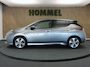Nissan Leaf e+ Tekna 62 kWh - SOH 93,4% !!! - ORIGINEEL NEDERLANDSE AUTO - 2 LAADKABELS - PARKEERSENSOREN VOOR/ ACHTER - NAVIGATIE - VOORSTOELEN VERWARMD - DODEHOEK DETECTIE - CLIMATE CONTROL - ADAPTIEVE CRUISE CONTROL - ACHTERBANK VERWARMD