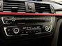 BMW 3-Serie 320I LUXURY, CARPLAY, PANO, CRUISE