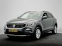 Volkswagen T-Roc 1.5 TSI Style Business | Carplay | Adaptieve cruise control | Navigatie | Climate control |