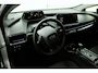 Toyota Prius 2.0 Plug-in Dynamic | Dode Hoek Detectie | Stoelverwarming | Parkeersensoren | Achteruitrijcamera |
