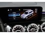 Mercedes-Benz GLB 200 Business Solution AMG | Panoramadak | Trekhaak | Camera | Dodehoekassistent | Augmented Reality | Sfeerverlichting | Stoelverwarming | High Perf. LED |