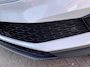 Skoda Karoq 1.5 TSI ACT Business Edition |Lichtmetalen velgen| Automaat| Parkeer sensoren| Camera| Climate Controle| Apple Carplay & Android Auto| Dakrails