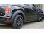 MINI Countryman 1.5 136PK Cooper Dutch Made Edition *Black Style* Pano.Dak LED 18inch LM Keyless *NL auto* 82324km!