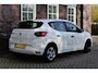 Dacia Sandero Grib Automotive B.V. – Klein in schaal, groot in service! Welkom bij Grib Automotive B.V. uit Sassenheim! Bij ons draait alles om persoonlijk contact, vertrouwen en tevreden klanten. Wij zijn een kleinschalig autobedrijf met een grote passie voor au