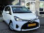 Toyota Yaris 1.0 VVT-i Aspiration/ nap/ 2e EIG/ dealeronderhouden/ 1jaar apk/ zeer nette auto/ volle opties.