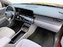 Hyundai Kona 1.6 GDI HEV Premium Sky | Lederen Bekleding| Stoelverwarming v+a| Schuif-kanteldak| Elekrtrisch verstelbare stoelen met geheugen| Dode hoeksensor| Adaptieve cruise control| MOOIE AUTO