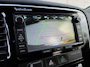 Mitsubishi Outlander 2.0 PHEV Instyle | Trekhaak | Dealer onderhouden | Leder | Camera | Panorama dak |