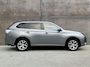 Mitsubishi Outlander 2.0 PHEV Instyle | Trekhaak | Dealer onderhouden | Leder | Camera | Panorama dak |