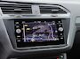 Volkswagen Tiguan 1.4 TSI eHybrid R-Line Business+ | IQ.Light | Pano Dak | Black Style | Trekhaak | Stoelverwarming | Elek Achterklep |