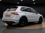Volkswagen Tiguan 1.4 TSI eHybrid R-Line Business+ | IQ.Light | Pano Dak | Black Style | Trekhaak | Stoelverwarming | Elek Achterklep |