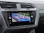 Volkswagen Tiguan 1.4 TSI eHybrid R-Line Business+ | IQ.Light | Pano Dak | Black Style | Trekhaak | Stoelverwarming | Elek Achterklep |