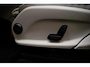 Mercedes-Benz EQC 400 4MATIC AMG Business Solution 80 kWh [ Leder Stoelverwarming Sfeerlicht ]