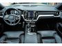 Volvo V60 2.0 T8 Twin Engine AWD R-Design Polestar Tuned |Pano | Bowers & Wilkens | Massage | HUD | ACC | Camera | Trekhaak | Styling pakket | Stoelverwarming en ventilatie | Rijklaar | Unieke en volle auto!