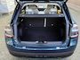 Fiat 600 600e La Prima 54 kWh Achteruitrijcamera - Apple carplay - Airco - Draadloze telefoonlader - Parkeersensoren - Navigatie - Licht metalen velgen 18 inch - Stoelverwarming - Voorstoelen met massagefunctie - Led verlichting - Mistlampen - Stuur multifunctioneel - Bluetooth - Cruise control - Dodehoekdetectie - Elektrische ramen - Extra getint glas achter - Keyless start/entry