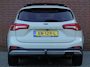 Ford Focus Wagon 1.5 EcoBoost Panoramadak/Camera/Trekhaak/LED